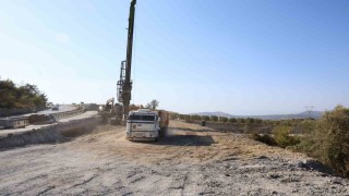 Söke-Kuşadası yolunda bakım onarım çalışması başladı