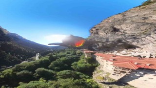 Sümelaya yarasa uçuşu