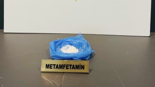 Şüpheli şahısların üzerinden uyuşturucu çıktı