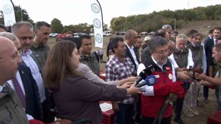 Tarım ve Orman Bakanı İbrahim Yumaklı, Şilede yerel üreticilerle buluştu