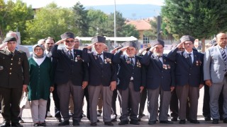 Tavşanlıda 19 Eylül Gaziler Günü törenle kutlandı