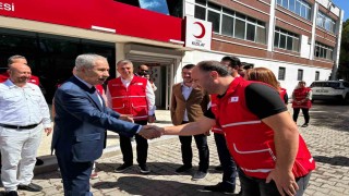 TBMM 22. Dönem Başkanı Bülent Arınçtan Türk Kızılay Manisaya ziyaret