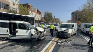 Tekirdağda 3 kişinin yaralandığı ağlatan kaza kamerada