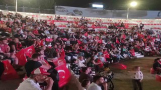 Tekirdağda Türkiyenin Yunanistan galibiyetini dev ekranda izlediler