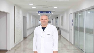Teknolojinin getirdiği duruş bozuklukları boyun sağlığını tehdit ediyor