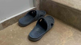 Terlik takasıyla hırsızlık: Eskiyi bıraktı, yeniyi götürdü