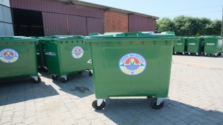 Termede çöp konteynerleri yenileniyor