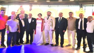 Terzioğlu ve Yurtsal ailelerinin mutlu günü