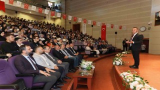 TOGÜde oryantasyon programında öğrencilere yol haritası