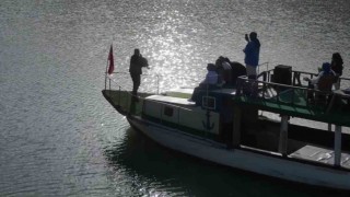 Tortum Gölünde Karadeniz ezgileri yankılandı