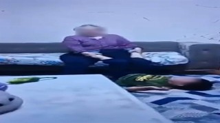 Torununa şiddet uyguladı, görüntüler ortaya çıkınca gözaltına alındı