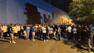 Trabzonspor taraftarları Uğurcan Çakırın transferine tepki gösterdi