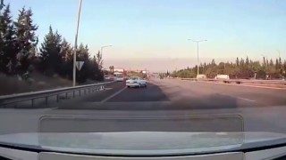 Trafik canavarı ters yönden geldi, kazalara neden oldu