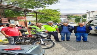 Trafik ekiplerinden motosiklet sürücülerine bilgilendirme