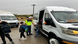Trafik jandarması okul servisi denetimine başladı
