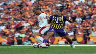 Trendyol Süper Lig: Eyüpspor: 0 - Galatasaray: 0 (İlk yarı)