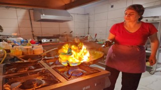 Tuncelide kadınların kurduğu sofrada hem gelenek hem de sağlık var