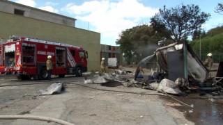 Tüp bomba gibi patladı, çay ocağı alevlere teslim oldu