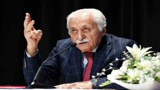 Türk edebiyatının usta ismi Yavuz Bülent Bakiler vefat etti