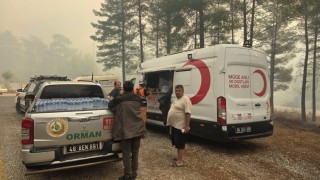 Türk Kızılaydan Muğla ve Antalyadaki orman yangınlarına müdahale çalışmalarına destek