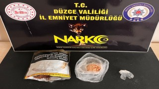 Tütün paketinden uyuşturucu çıktı