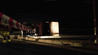 Tuzlada pazardan dönen çift kaza yaptı: 2 yaralı