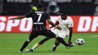UEFA Şampiyonlar Ligi: Eintracht Frankfurt: 3 - Galatasaray: 1 (İlk yarı)