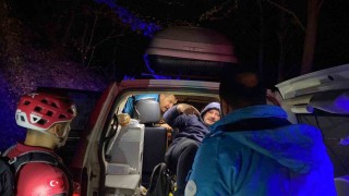 Uludağda mahsur kalan vatandaş kurtarıldı