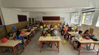 Uyum haftası başladı, okullar öğrencilerin sesleri ile yankılandı