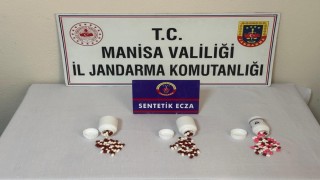 Uyuşturucu hapla yakalandılar