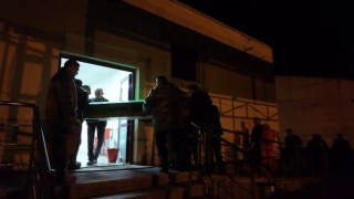 Üzerlerine düşen yıldırım, baba ve oğlunu hayattan kopardı