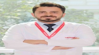 Uzmanı yüksek topuklu ayakkabılara karşı uyardı: Doğal duruşu bozabilir