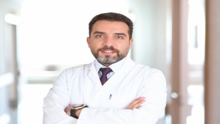 Uzmanından uyarı: Şah damarı tıkanıklığı felce yol açabiliyor