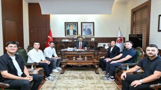 Vali Aksoy, ödüllü Mavera Teknoloji Takımını makamında ağırladı