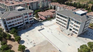 Vali Aksoy yazlık konutu sattı, mahalle ilkokula kavuştu