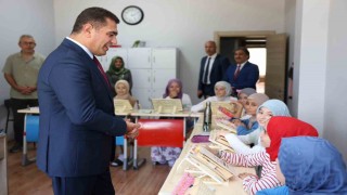 Vali Aslan kız Kuran kursu öğrencileriyle bir araya geldi