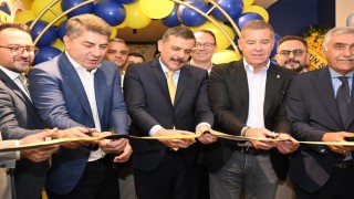Vali Çiftçi, Erzurum Fenerbahçeliler Derneğinin açılış törenine katıldı