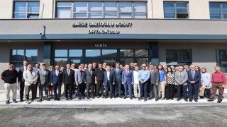 Vali Erol Ayyıldızdan inşaatı tamamlanan Bosut Ortaokuluna Ziyaret