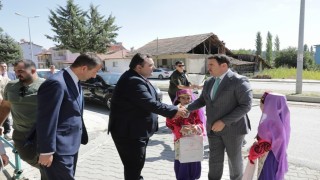 Vali Işın, Pazarlarda yürütülen projeler ve yatırımları inceledi