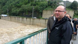 Vali Mehmet Fatih Serdengeçti: Giresunda sel ve heyelanlar nedeniyle 20 köye ulaşım sağlanamıyor