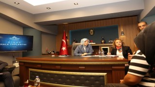 Vali vatandaşların talep ve isteklerini dinledi