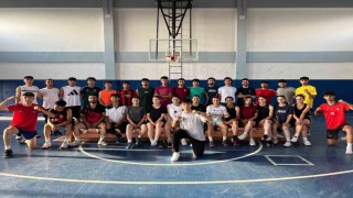 Van Büyükşehir Belediyesinin BESYO kursuyla 40 öğrenci üniversiteli oldu