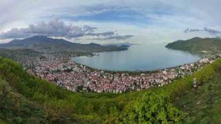 Van Gölünde su seviyesi düşüyor