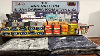 Vanda gümrük kaçağı malzemeler ele geçirildi