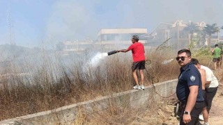 Villaları tehdit eden yangına ilk müdahale otel personeli ve müşterinden geldi