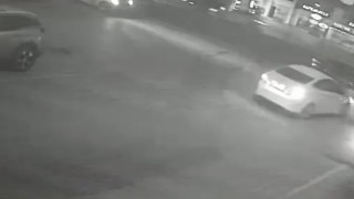 Yalovada Altınova Belediyesinin makam aracı kaza yaptı