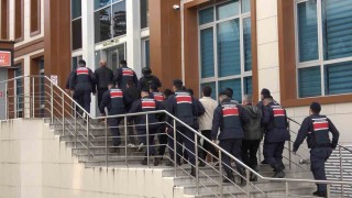 Yalovada içme suyuna kimyasal madde karıştırdığı ileri sürülen sanıklar hakim karşısında