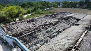 Yanan fabrikadan geriye bu görüntü kaldı