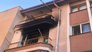 Yangında balkondan atlayan yaşlı adam hayatını kaybetti