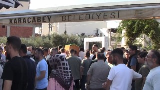 Yangında hayatını kaybeden 3 kişi gözyaşları arasında toprağa verildi